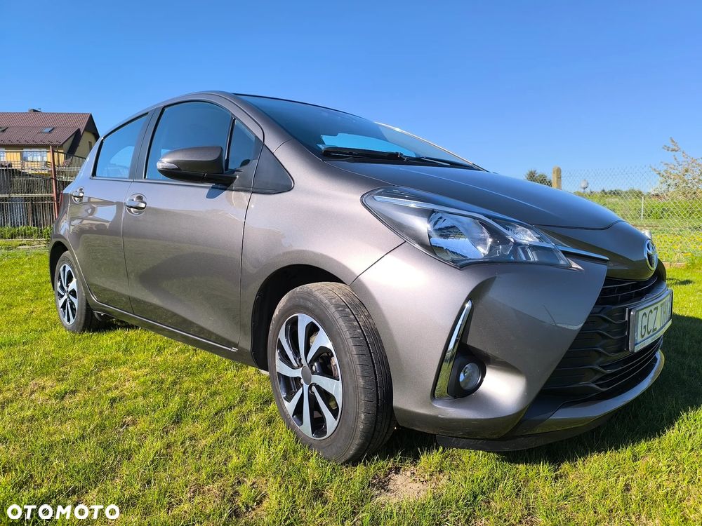 Toyota Yaris - 4