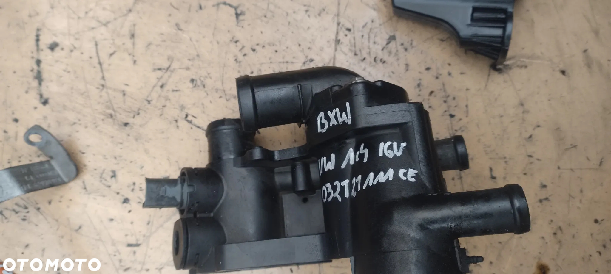 VW  golf Polo Seat Ibiza 1,4 16V AUA BXW BCA  BBY obudowa termostatu AXP APE - 6