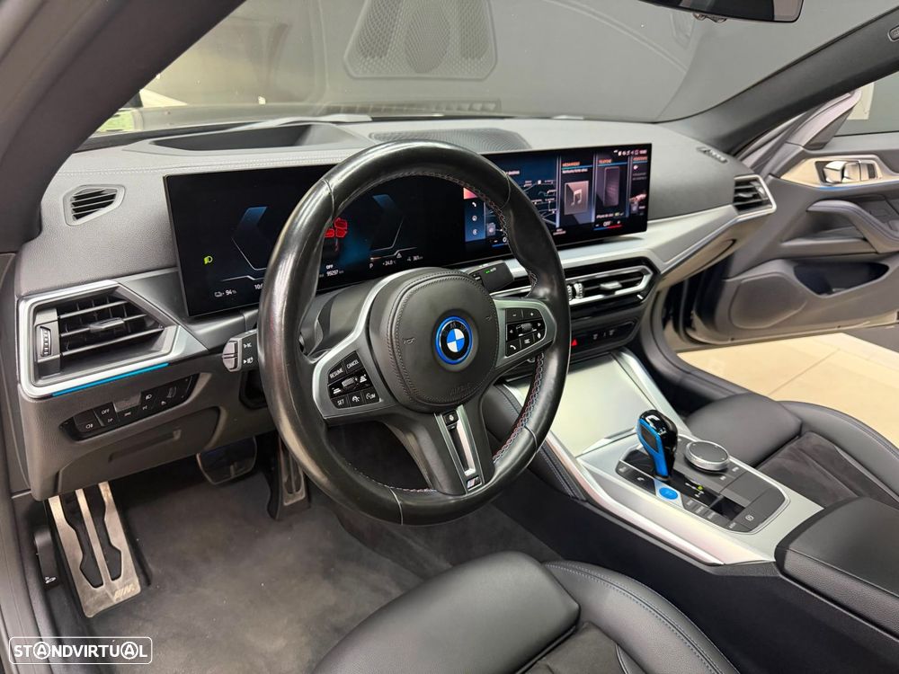 BMW i4 M50 Gran Coupe - 26