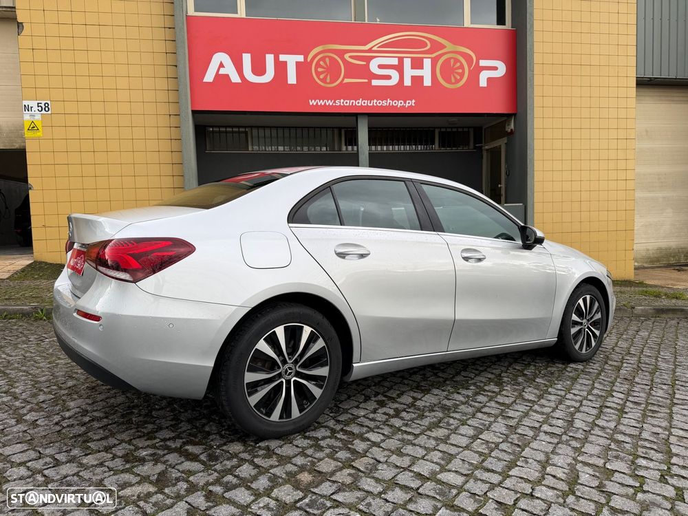 Mercedes-Benz A 250 - 25