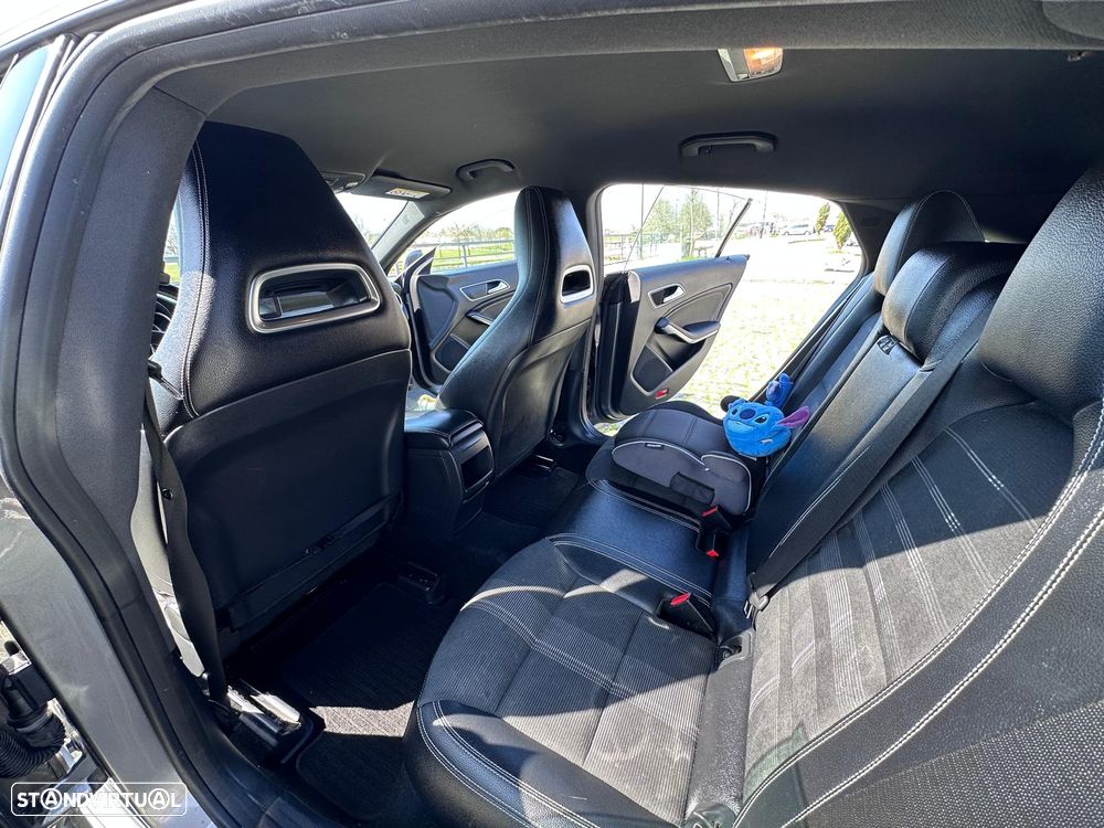 Mercedes-Benz CLA 180 d Shooting Brake Aut. - 16
