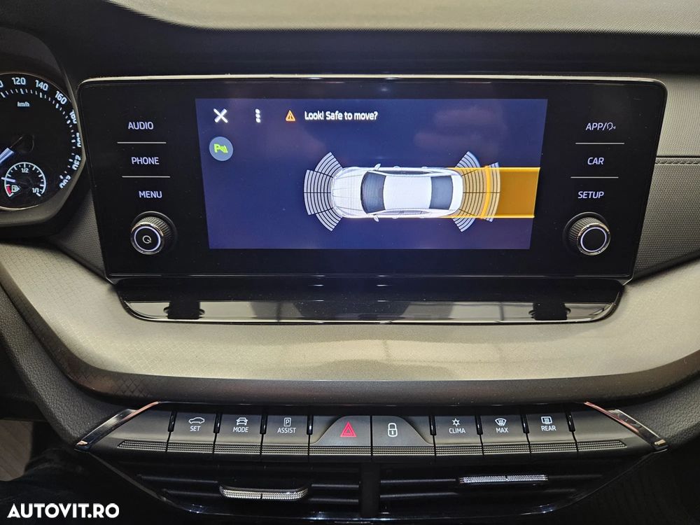 Skoda Octavia 2.0 TDI DSG Ambition - 27