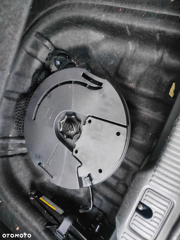 Audi A3 3-drzwiowe 1.4 TFSI cylinder on demand S tronic Ambiente - 27