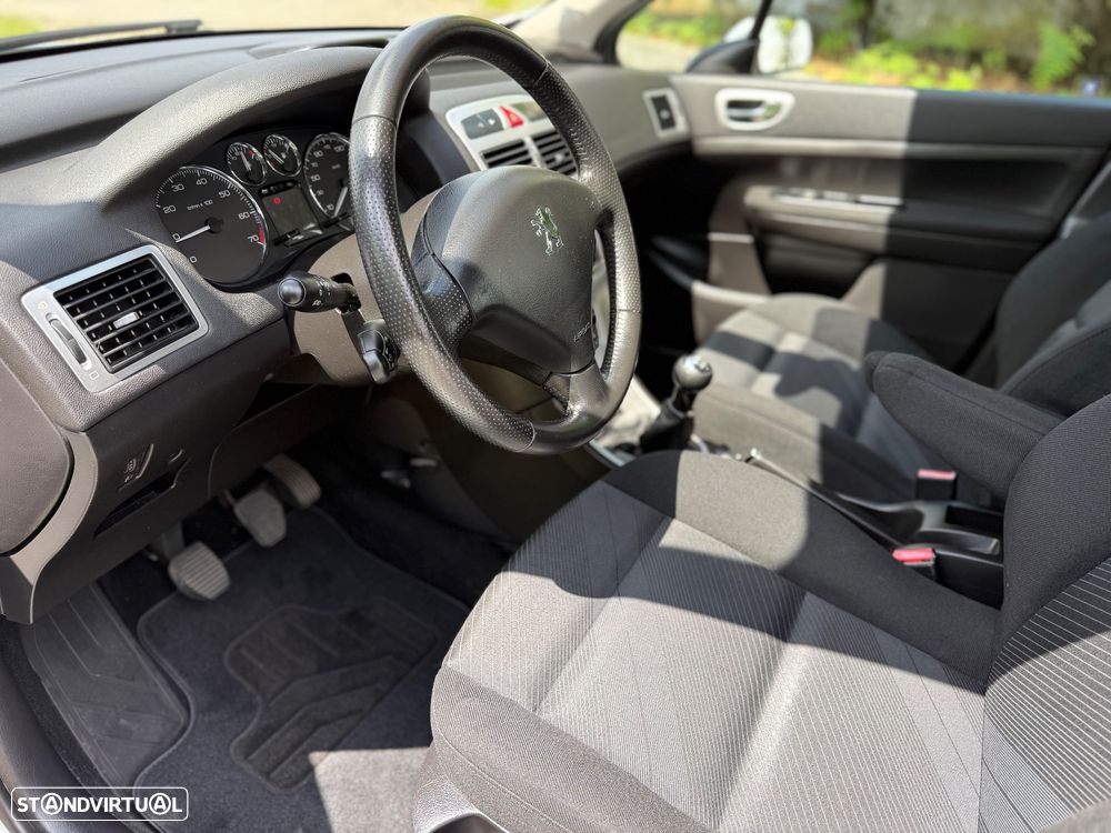 Peugeot 307 1.4 16V XT Premium - 15