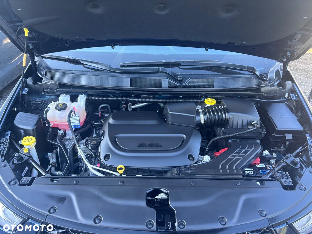 Chrysler Pacifica - 12