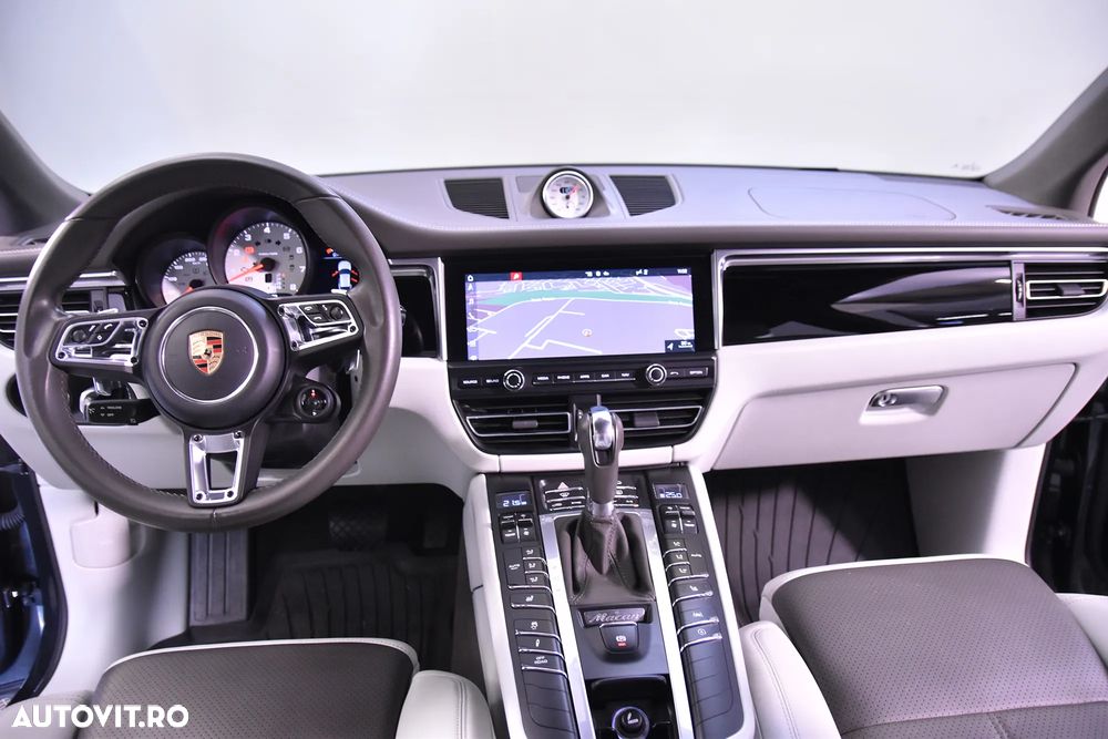 Porsche Macan S - 9