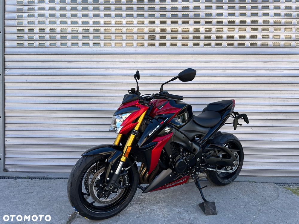Suzuki GSX 1000 - 28
