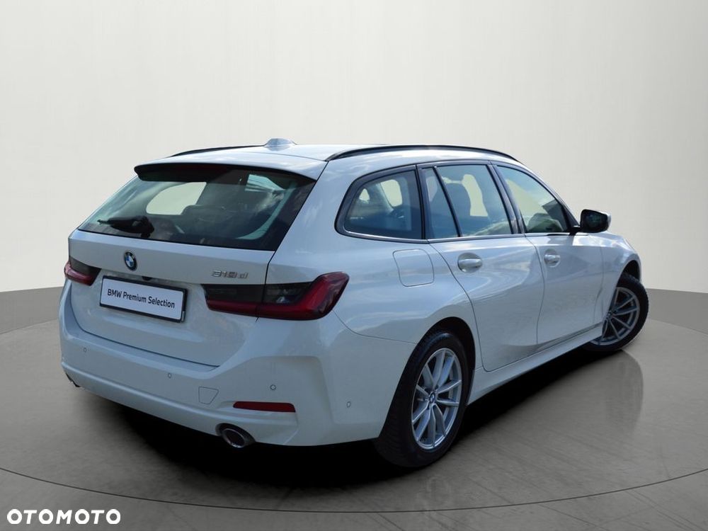 BMW Seria 3 318d mHEV - 6