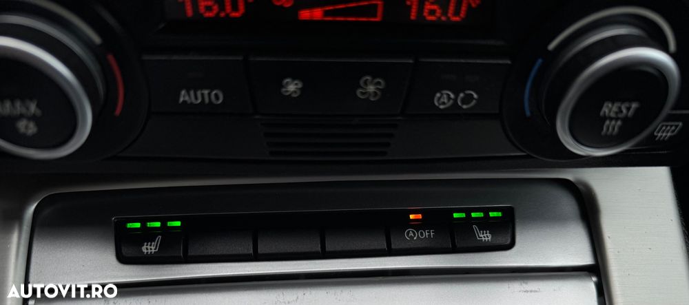 BMW Seria 3 320d - 12