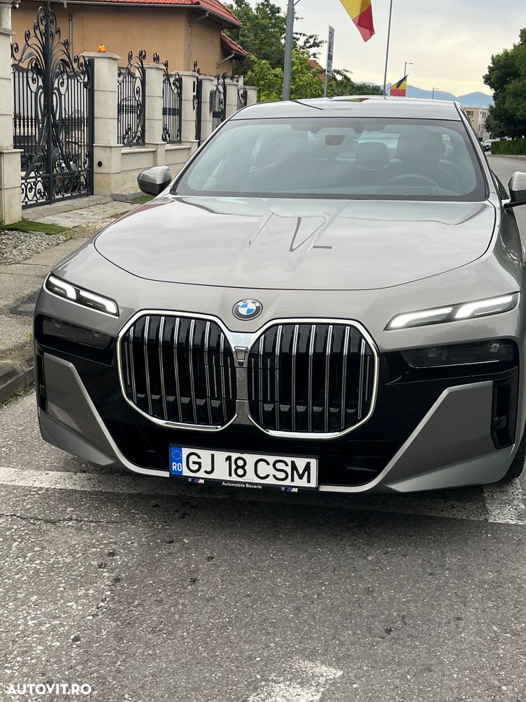 BMW Seria 7 - 8