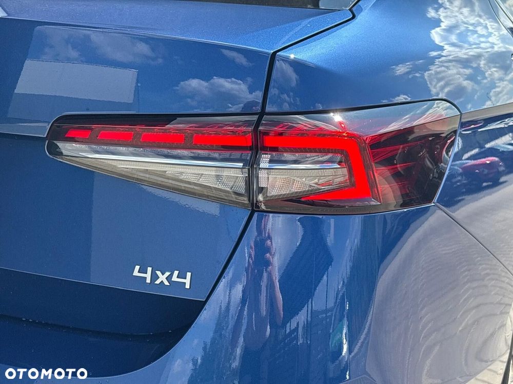 Skoda Superb 2.0 TSI 4x4 L&K DSG - 20