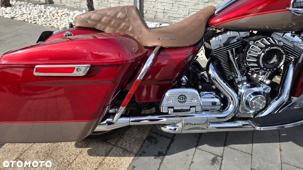 Harley-Davidson Touring Road King - 13