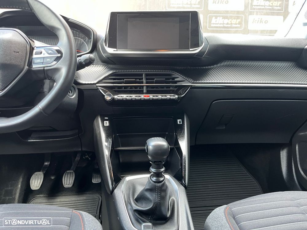 Peugeot 2008 1.2 PureTech Active Pack - 23