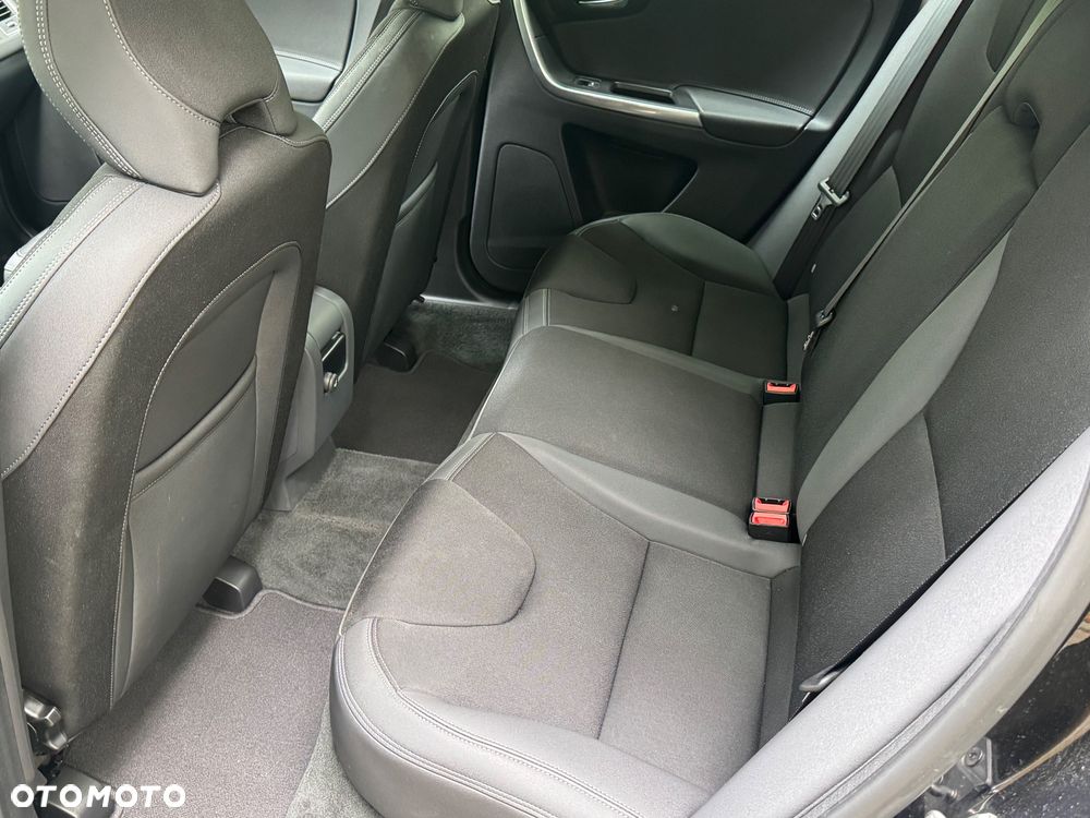 Volvo XC 60 D3 Edition Pro - 22