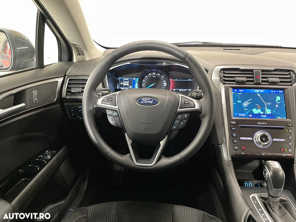 Ford Mondeo 2.0 HEV Titanium - 7