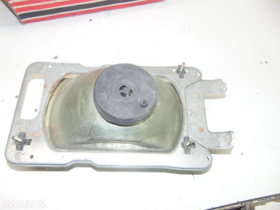 VW Jetta 1º modelo 1979 a 1984 farol frontal - 2