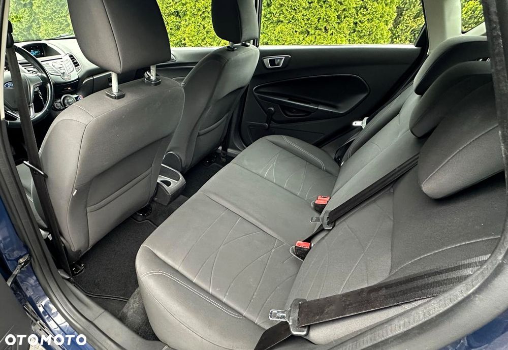 Ford Fiesta - 16