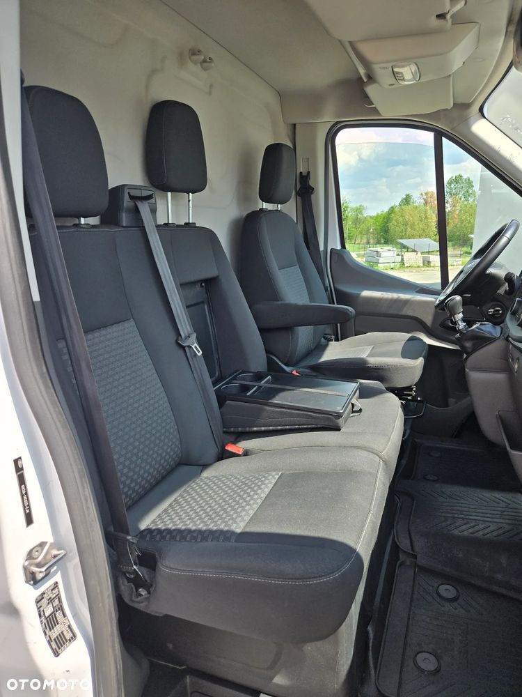 Ford Transit - 18