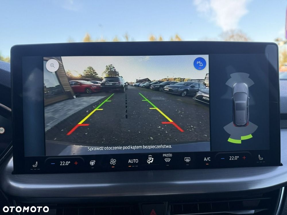 Ford Focus 1.5 EcoBlue STart-Stopp-System TITANIUM X - 24