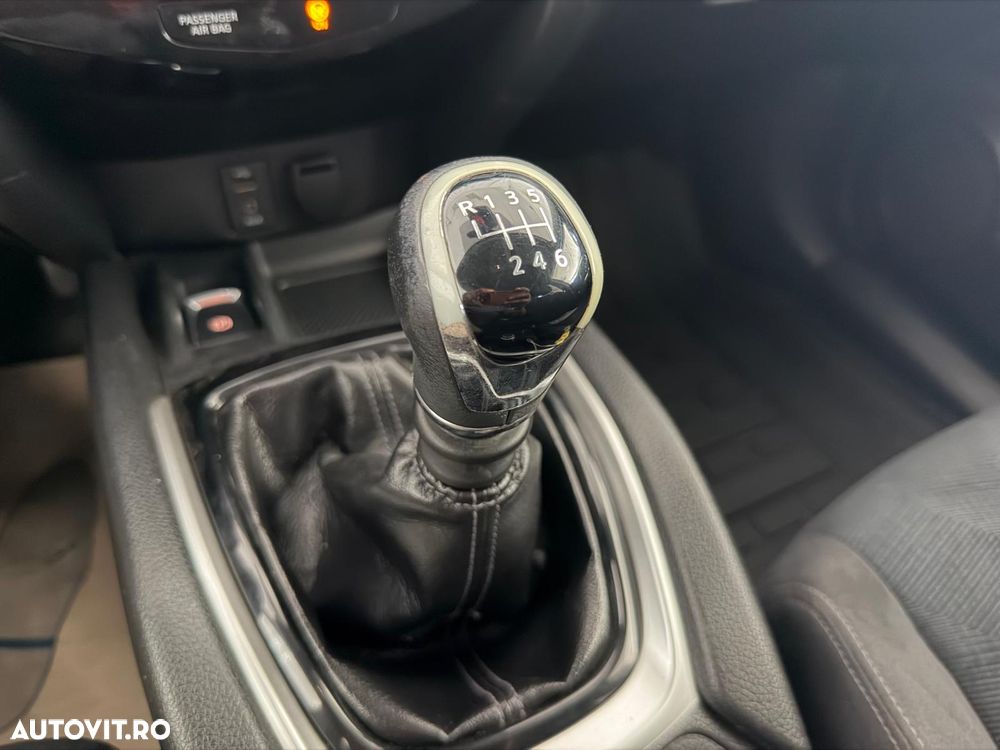 Nissan X-Trail - 14