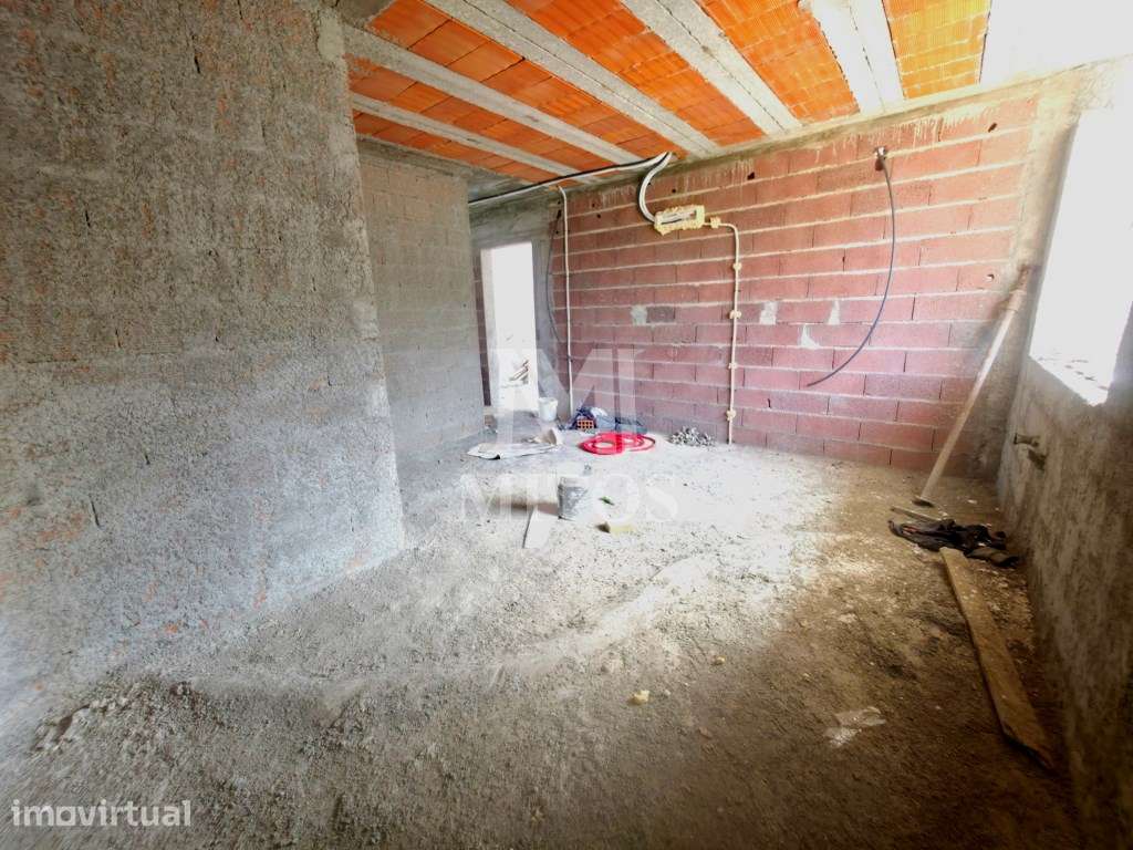 Moradia T3 em construção situada na Correlhã - Ponte de Lima - Grande imagem: 4/25