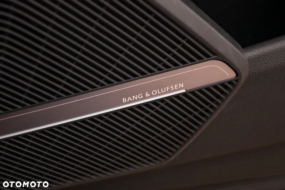 Audi Q5 55 TFSIe quattro S tronic S line business - 25