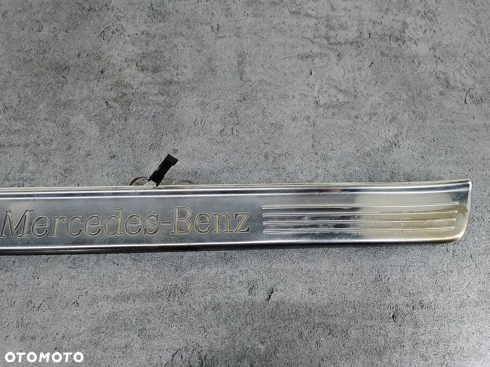 LISTWA PROGOWA WEWNĘTRZNA LEWY PRZÓD MAYBACH X222 A2226805335  A2226808835 - 8