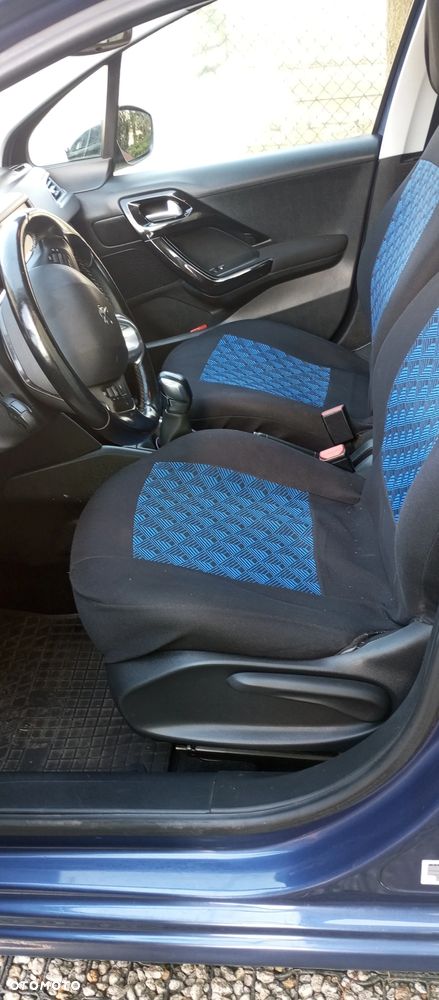 Peugeot 208 1.2 PureTech Active - 5