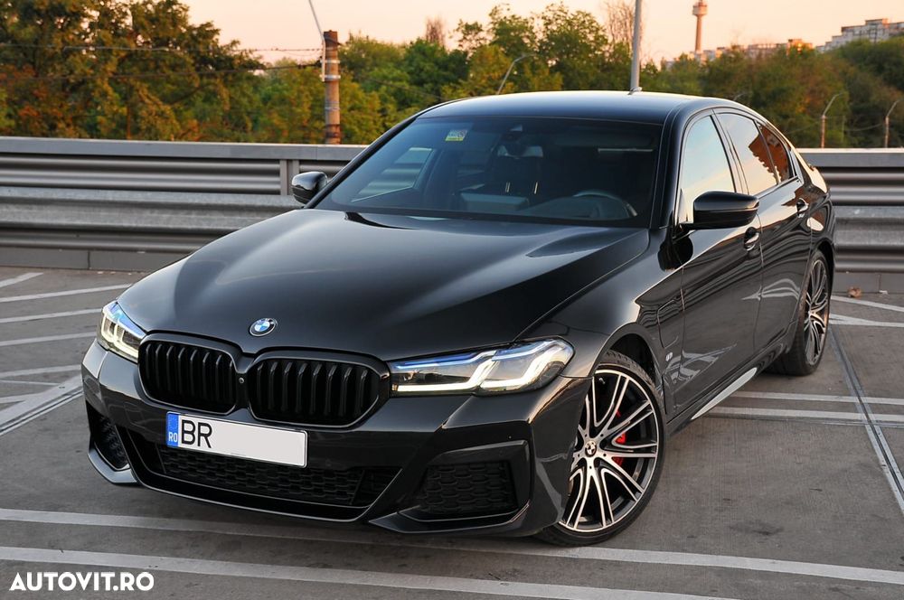 BMW Seria 5 520i AT MHEV - 11