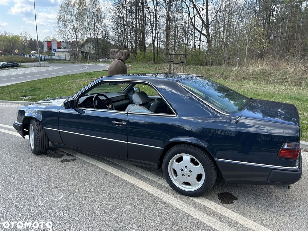 Mercedes-Benz W124 (1984-1993) - 8