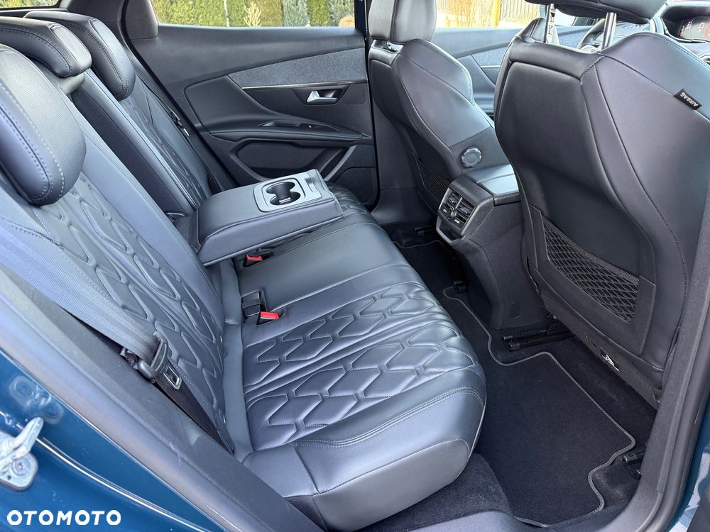 Peugeot 3008 BlueHDi 130 Stop & Start Allure Pack - 18