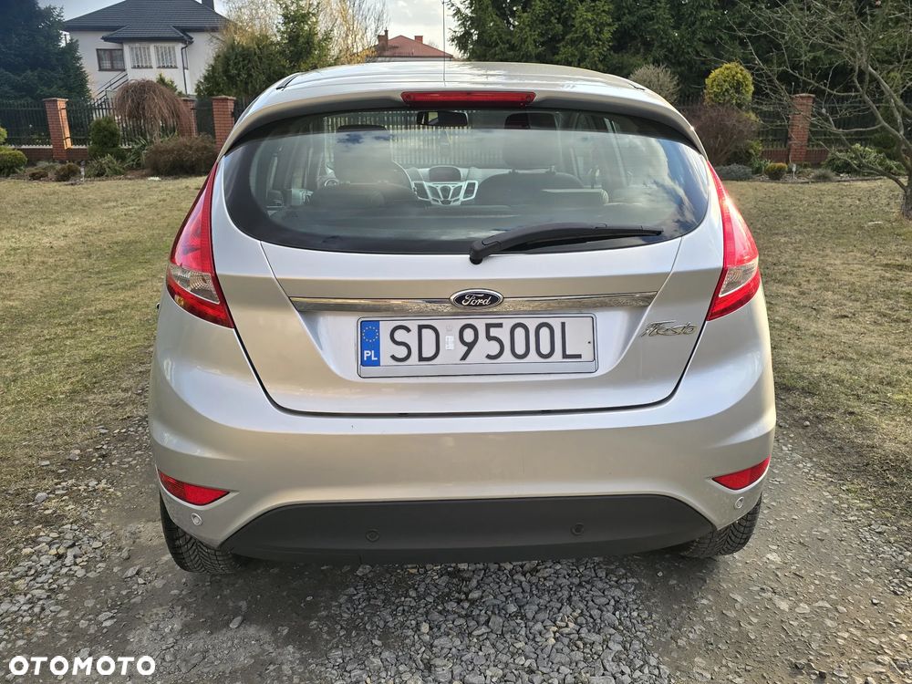 Ford Fiesta 1.4 Titanium - 10