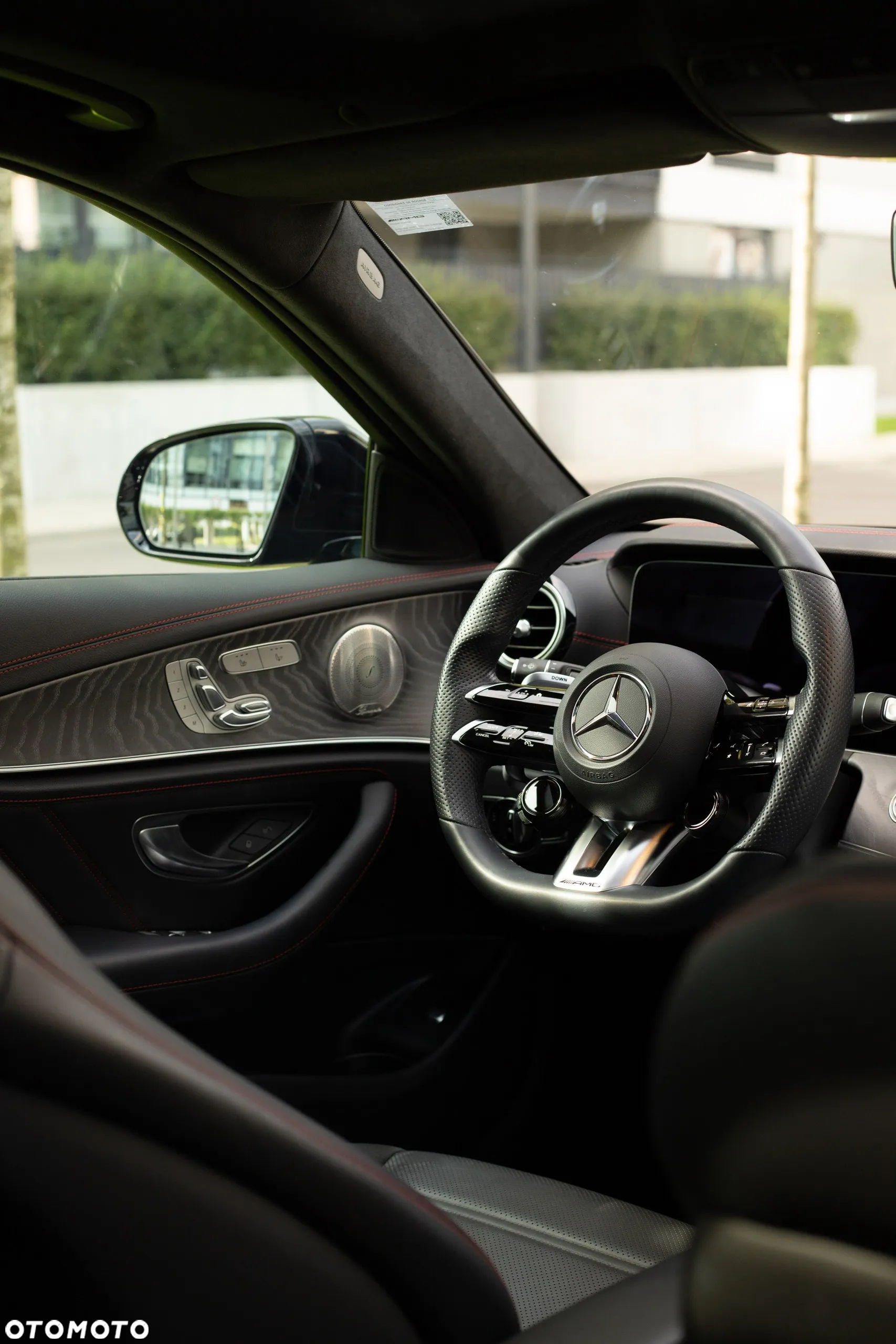 Mercedes-Benz Klasa E AMG 53 4-Matic+ - 24