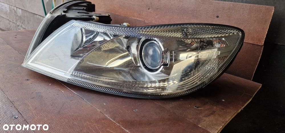 LAMPA PRZÓD Przednia PRAWA/LEWA BI-XENON SKRĘTNY SKODA OCTAVIA II Lift 1Z1941015G 1Z1941016G - 3