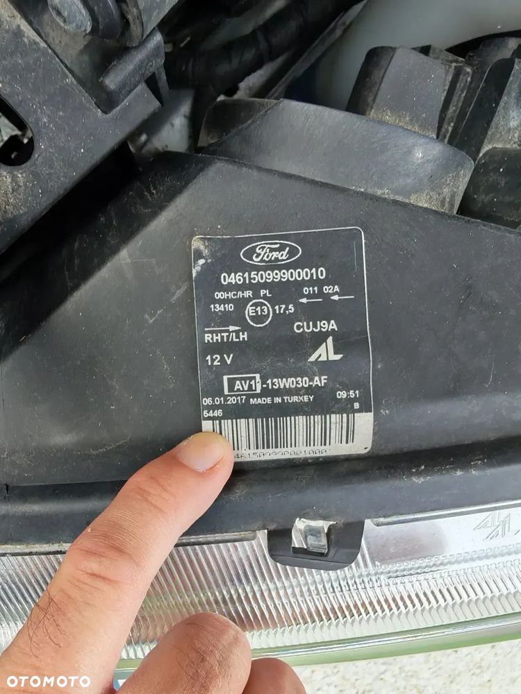 Ford B-MAX 1.0 EcoBoost Titanium - 23