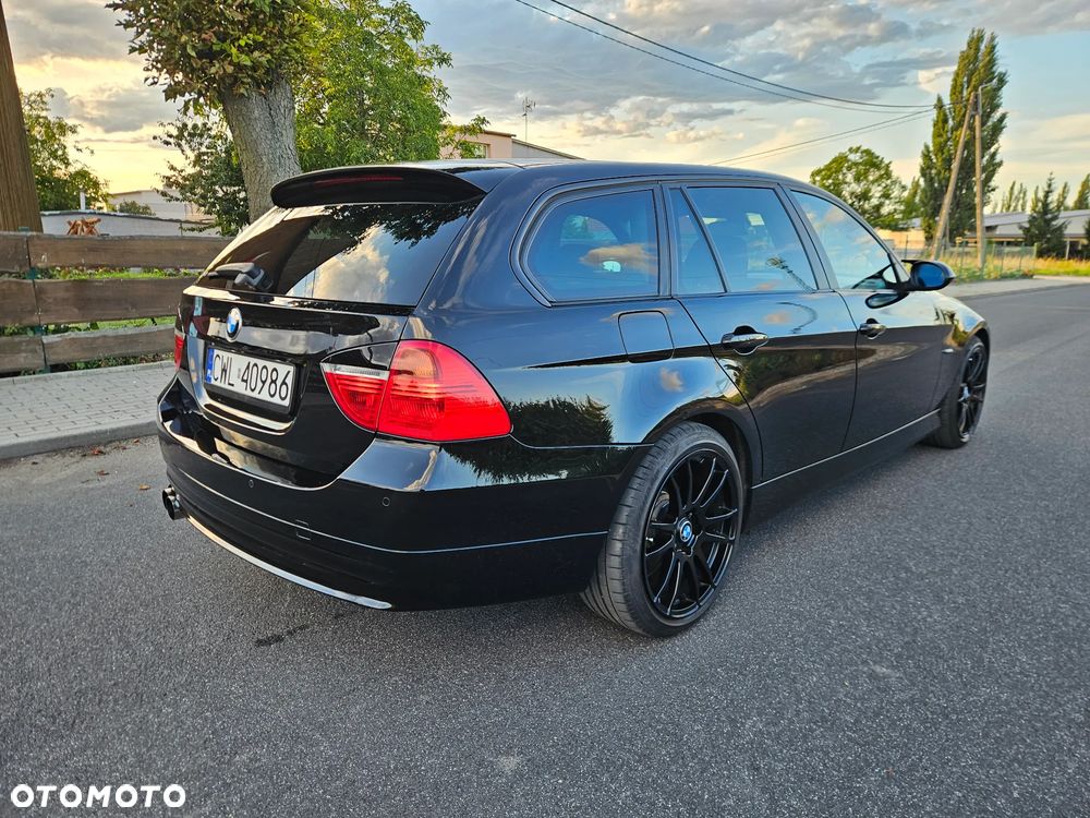 BMW Seria 3 318i - 6