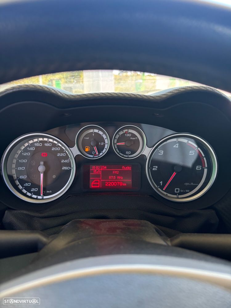 Alfa Romeo MiTo - 6