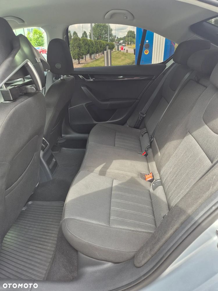 Skoda Octavia 2.0 TSI Style DSG - 17