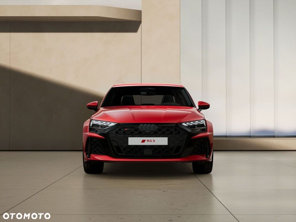 Audi RS3 Limousine - 2