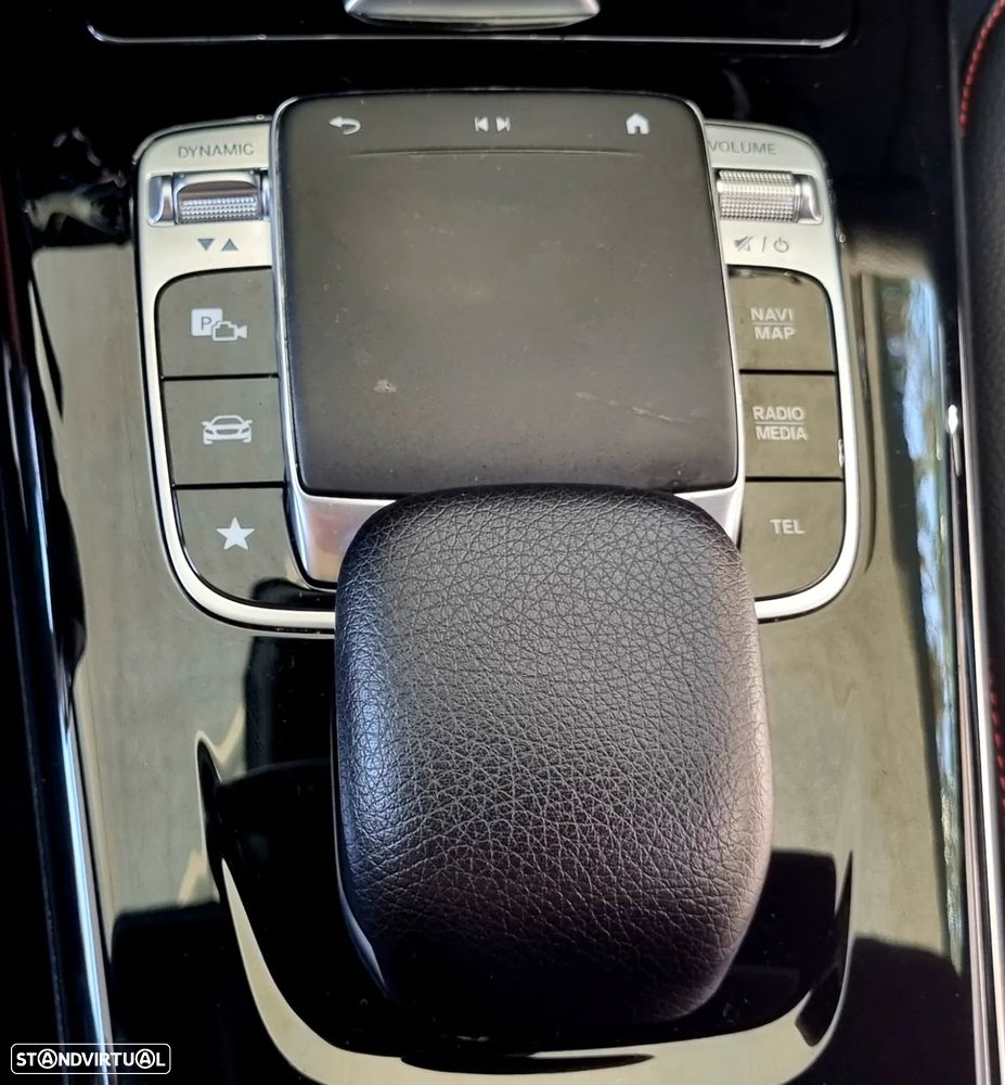 Mercedes-Benz A 180 d 7G-DCT AMG Line - 12