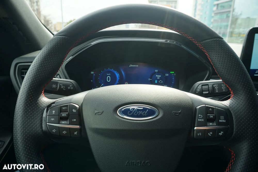 Ford Kuga 2.5 Duratec PHEV ST Line X - 16