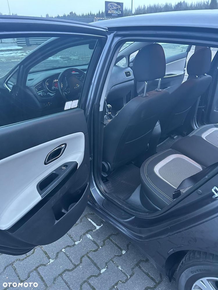 Kia Ceed 1.6 GDI S - 8