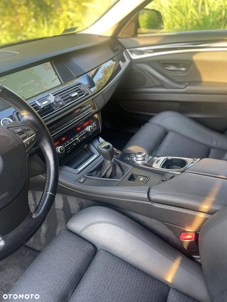BMW Seria 5 520d - 6