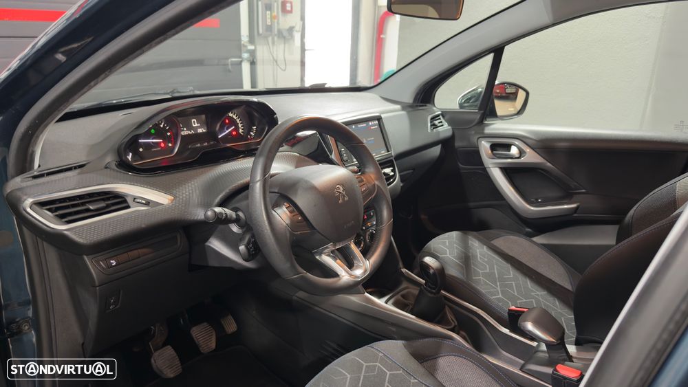 Peugeot 2008 1.6 BlueHDi Style - 12