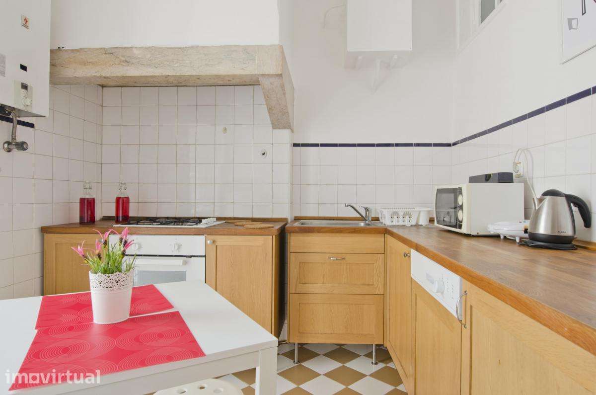 Quarto - localizado em Alameda Lisbon - Grande imagem: 2/14