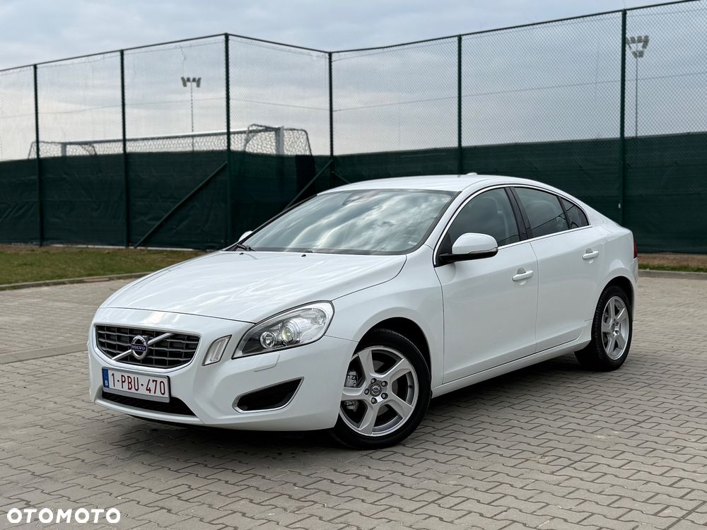 Volvo S60 DRIVe Momentum - 1
