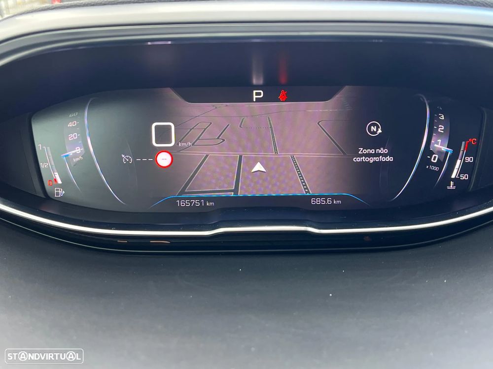 Peugeot 3008 1.5 BlueHDi Allure EAT8 - 8