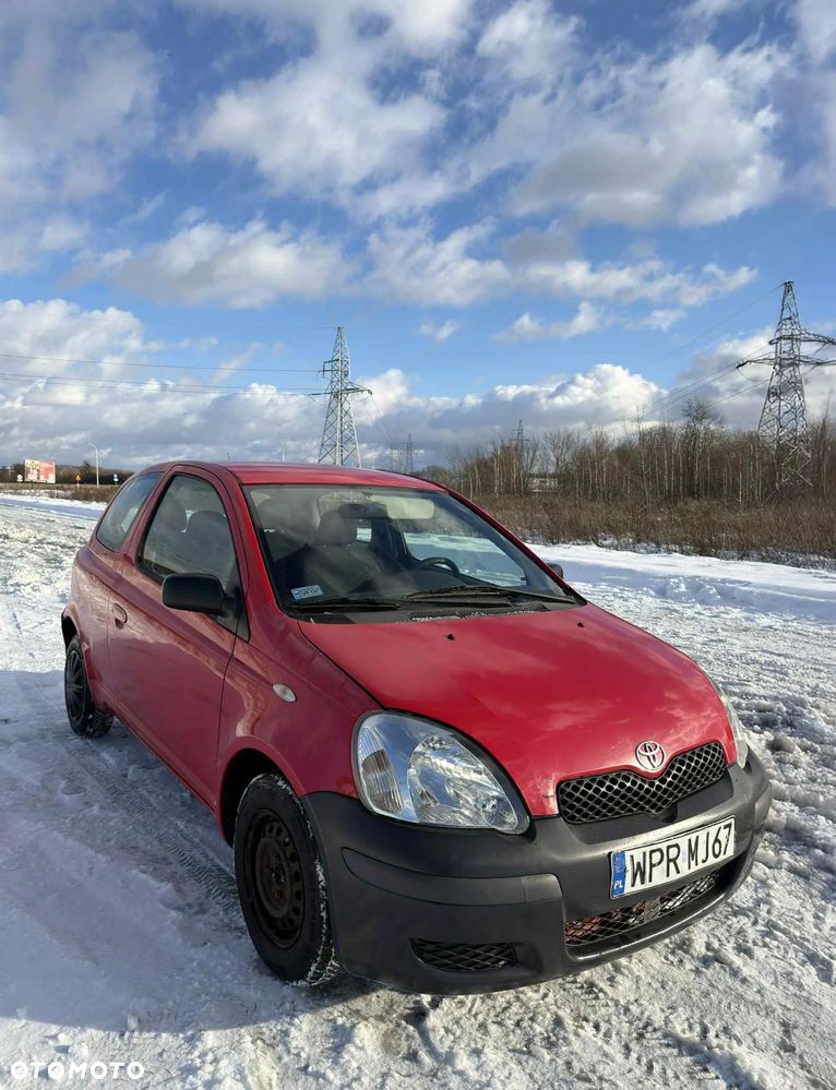 Toyota Yaris 1.0 Terra - 2