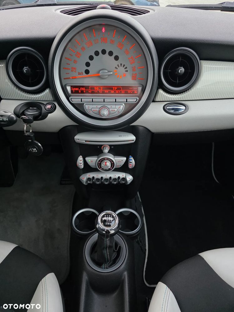 MINI Cooper 50 Camden - 13