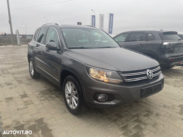Volkswagen Tiguan 2.0 TDI DPF 4Motion BlueMotion Technology Trend & Fun - 3